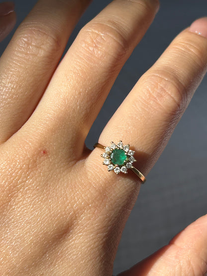 Vintage 18k Round Emerald Diamond Halo Ring