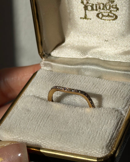 Vintage 18k Yellow Gold Wavy Diamond Stacking Ring