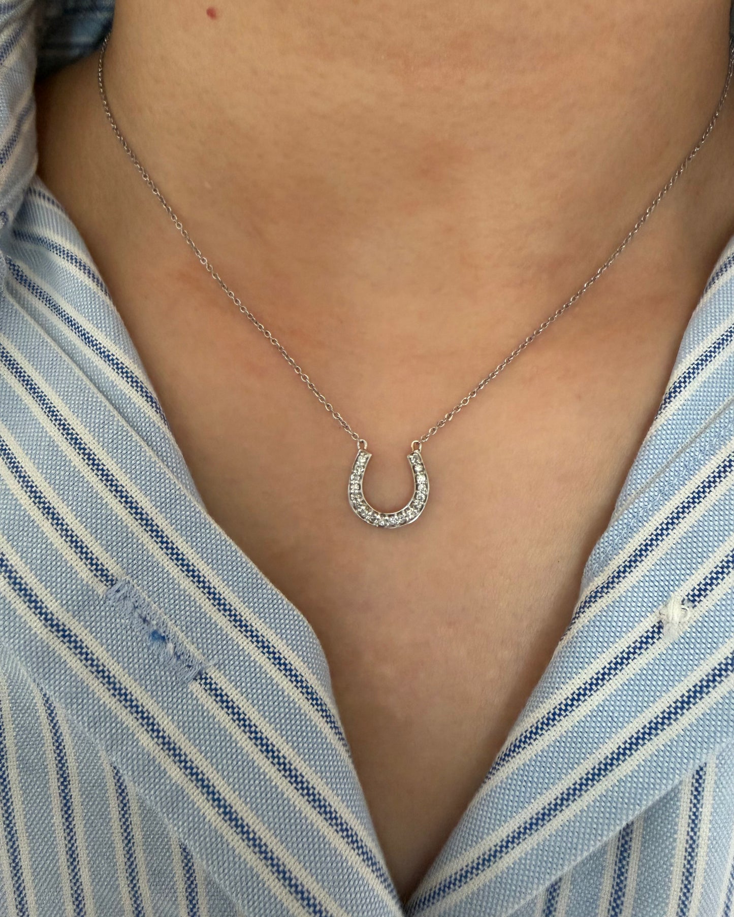 Vintage 18k White Gold Diamond Horseshoe Necklace