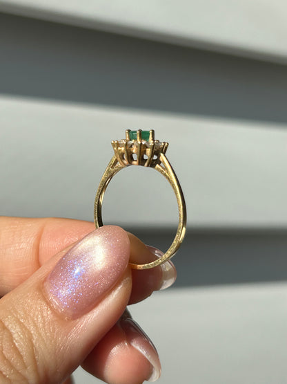Vintage 18k Round Emerald Diamond Halo Ring