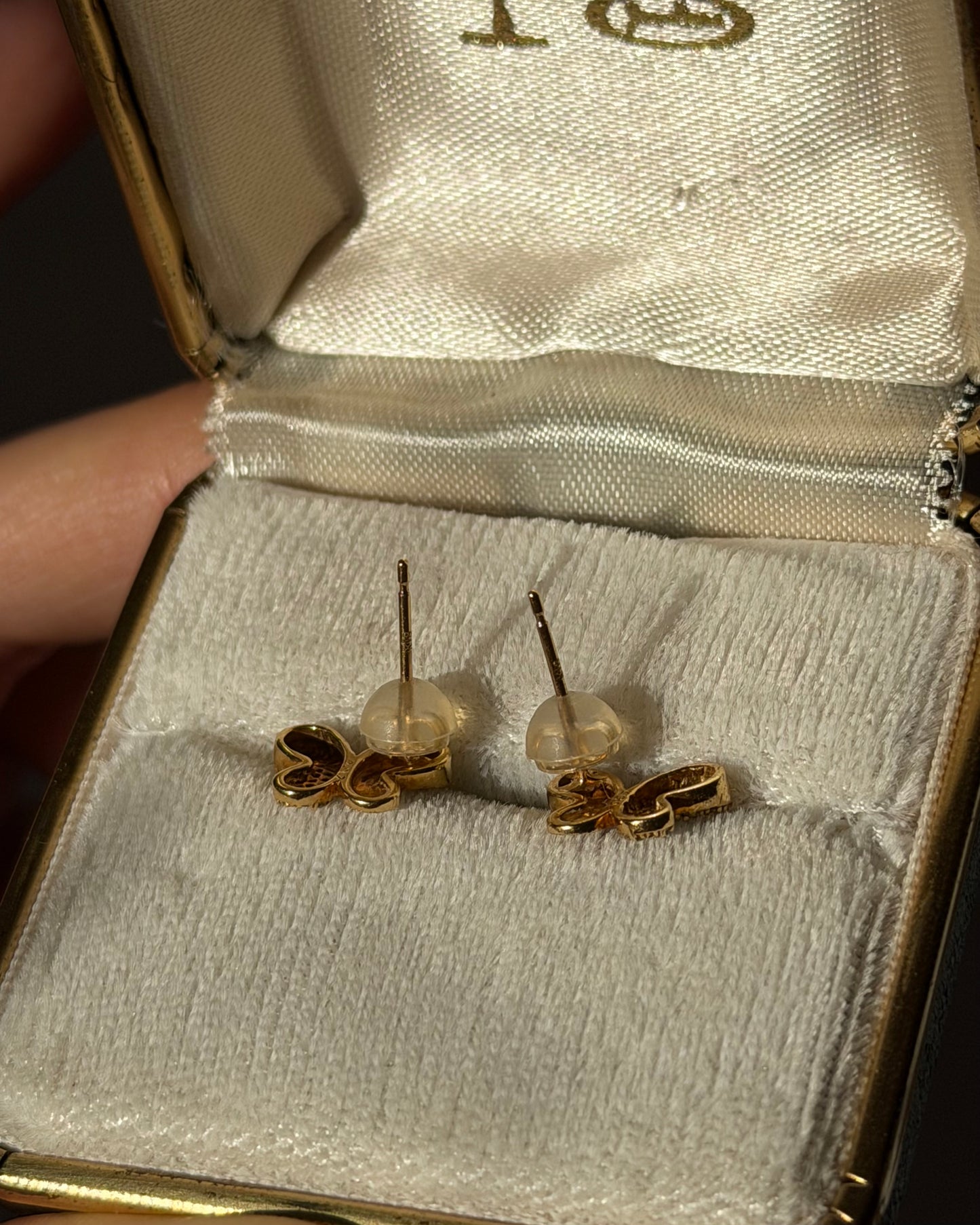 Vintage 18k Gold Pave Diamond Butterfly Stud Earrings
