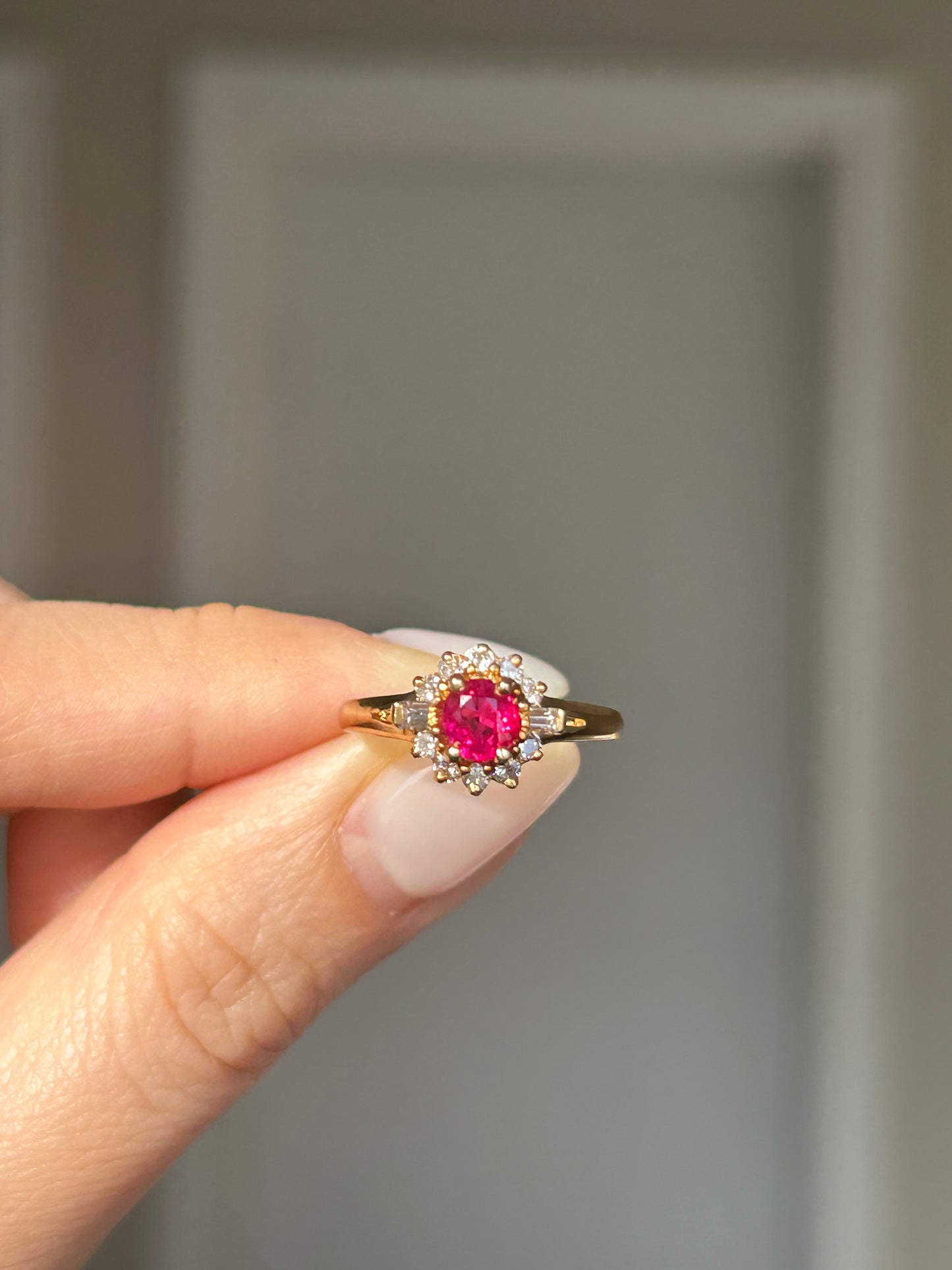Vintage 18k Gold Center Ruby Diamond Halo Ring