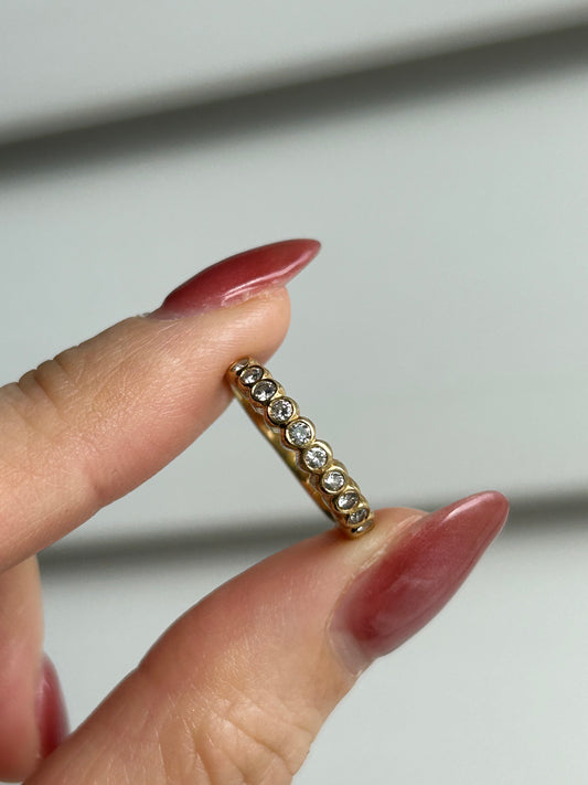 Vintage 18k Gold Bezel Set Diamond Bubble Stacking Ring