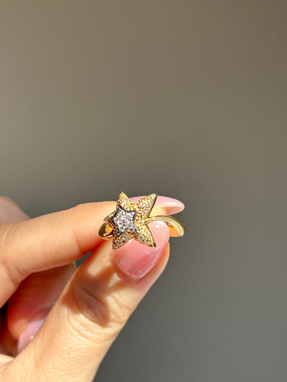 Vintage 18k Gold Diamond Star Ring - Celestial Motif Size 6.75