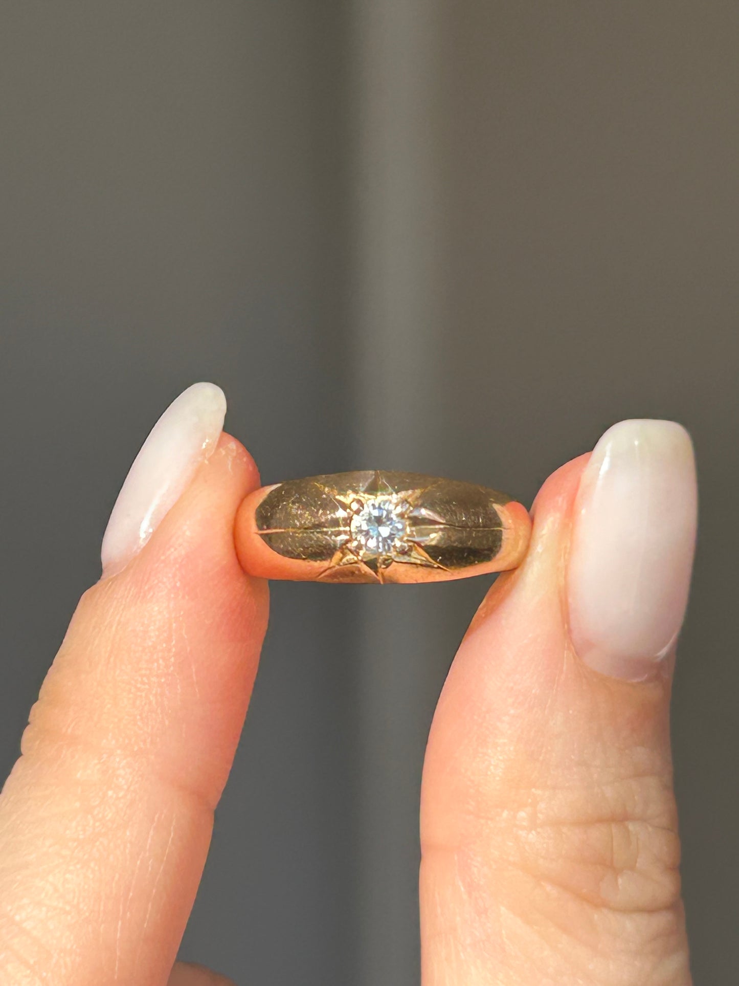 Vintage 18k Gold Mid Century 0.15 ct Diamond Starburst Ring