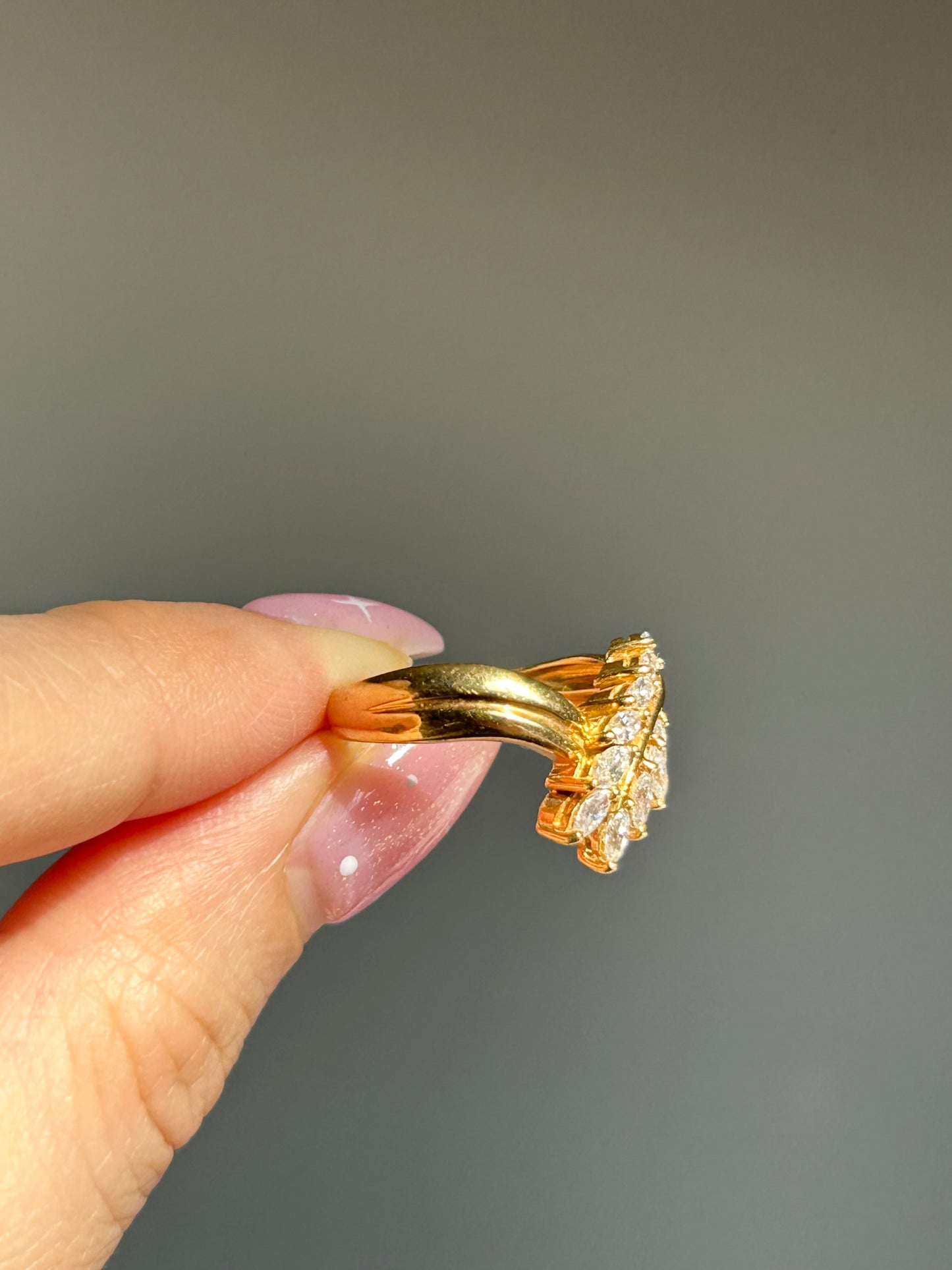 Vintage 18k Gold Marquise Cut Diamond Chevron Ring - Size 5.25 - Leaf Spray Motif