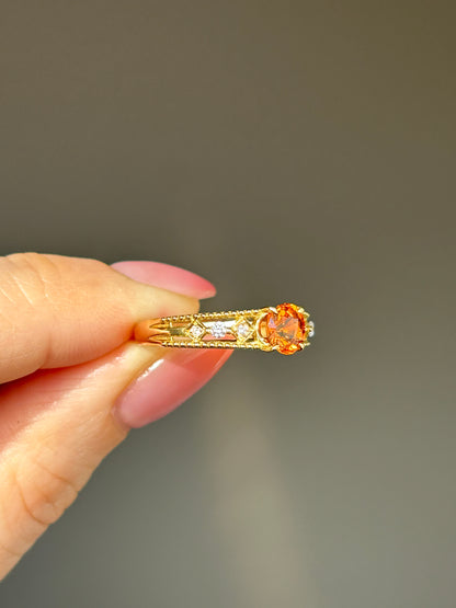 Vintage 18k Gold Mandarin Garnet Ring