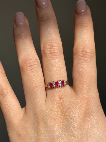Vintage 18k Gold Baguette Ruby and Round Diamond Stacking Ring