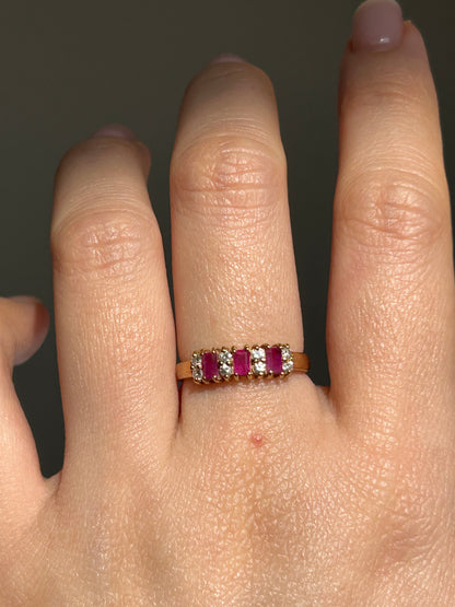 Vintage 18k Gold Baguette Ruby and Round Diamond Stacking Ring