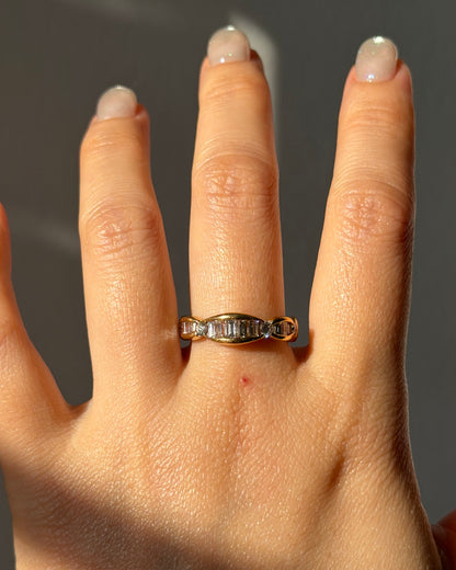 Vintage 18k Gold Scalloped Edge Channel Set Baguette and Round Diamond Ring