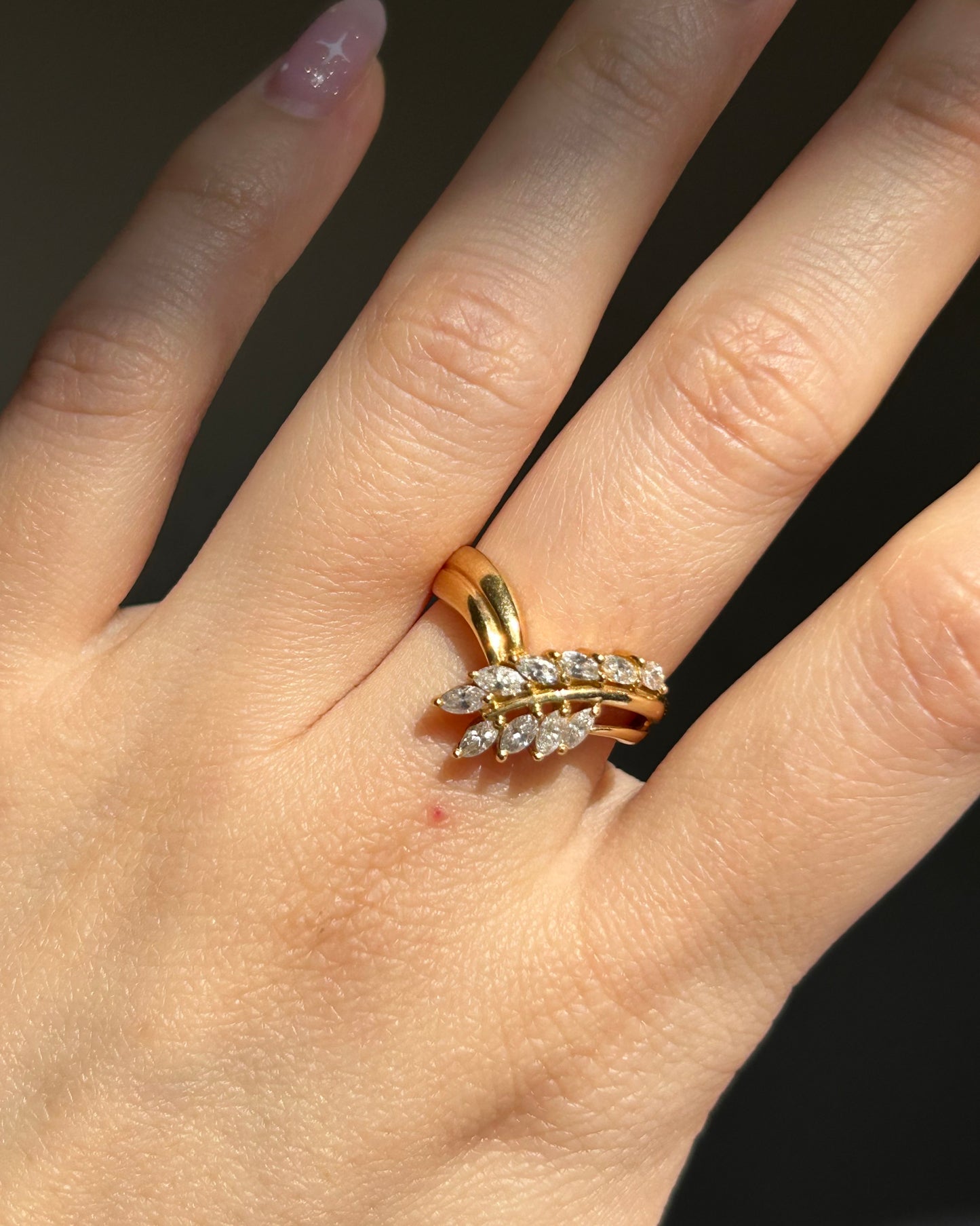 Vintage 18k Gold Marquise Cut Diamond Chevron Ring - Size 5.25 - Leaf Spray Motif
