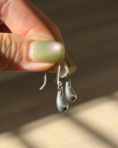 Vintage Silver Tiffany & Co Elsa Peretti Teardrop Dangle Earrings - With Box