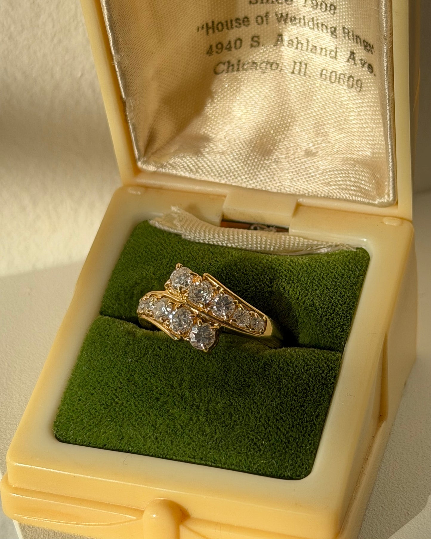 Vintage Circa 1980’s 18k Gold 1.09ctw Graduated Diamond Bypass Ring