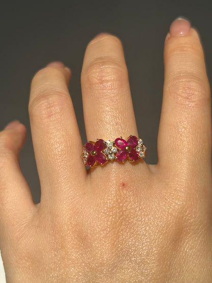 Vintage 18k Gold Double Ruby Flowers Ring: Size 6.25