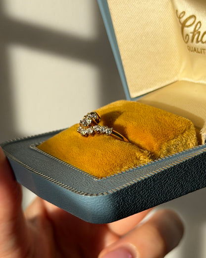 Vintage 18k Gold 0.50 CTW Diamond Swirly Ring