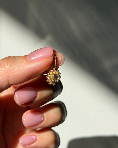 Vintage 18k Gold Light Yellow Diamond Sunflower Halo Pendant