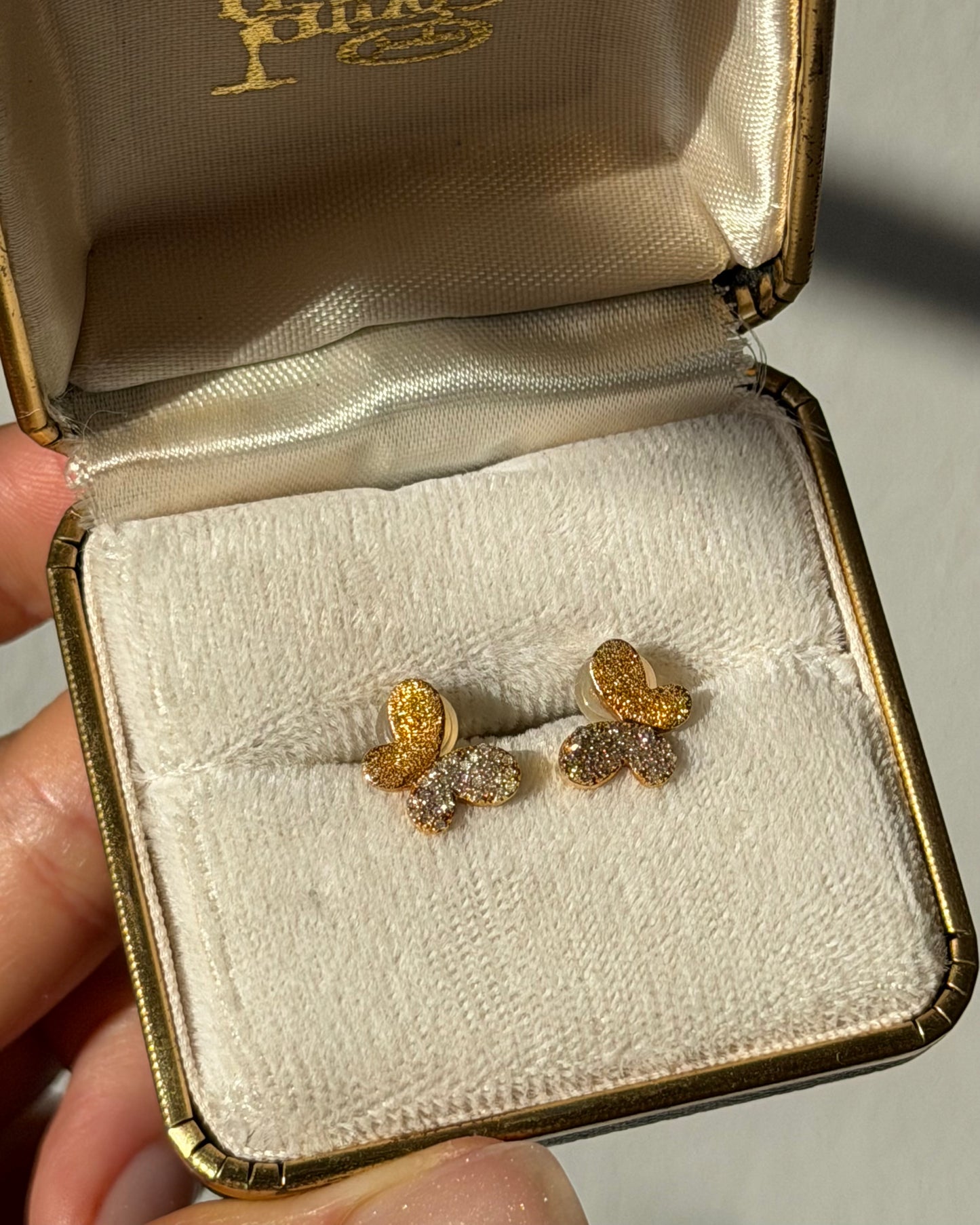 Vintage 18k Gold Pave Diamond Butterfly Stud Earrings