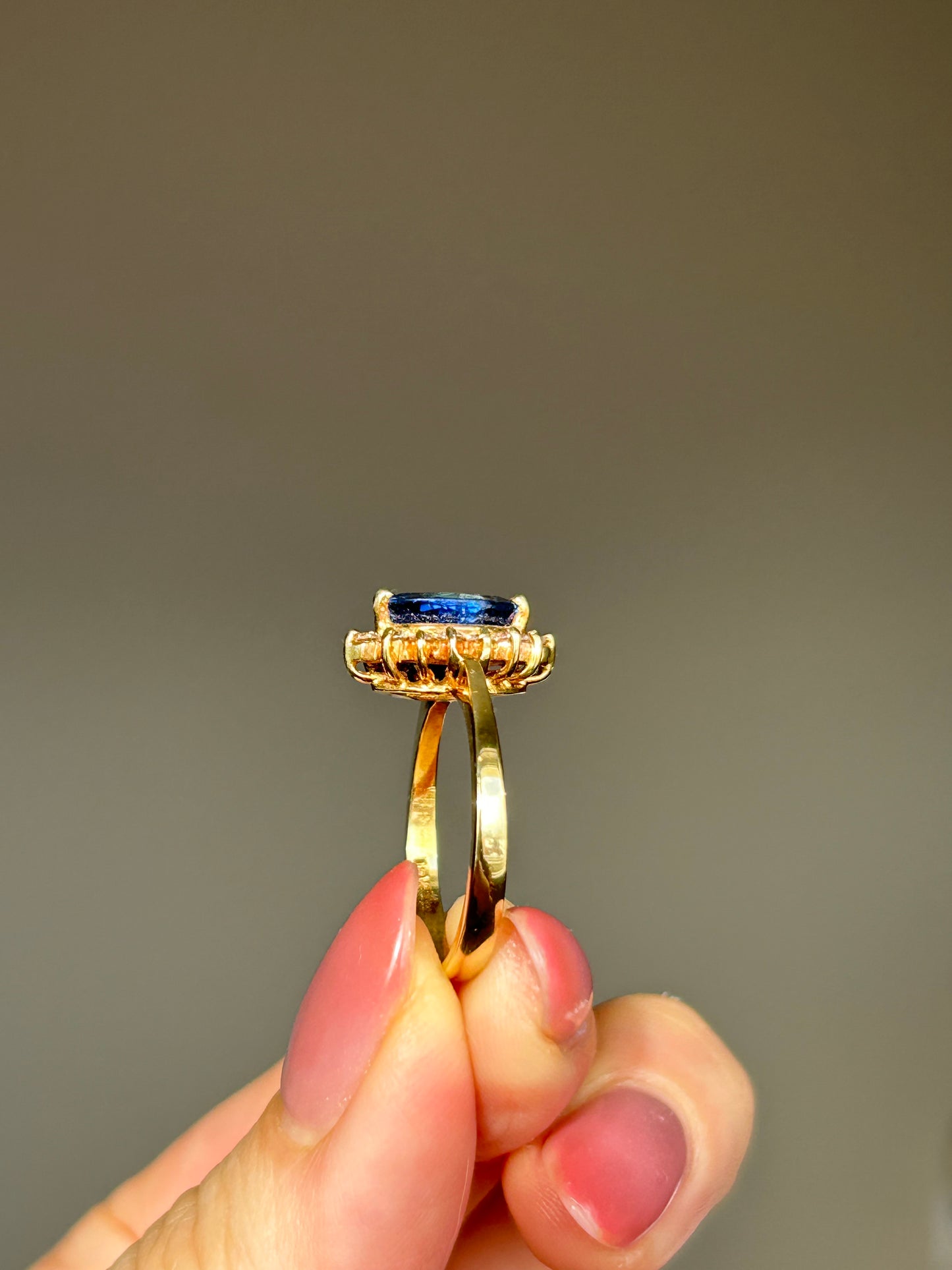 Vintage 18k Sapphire Marquise Diamond Halo Ring