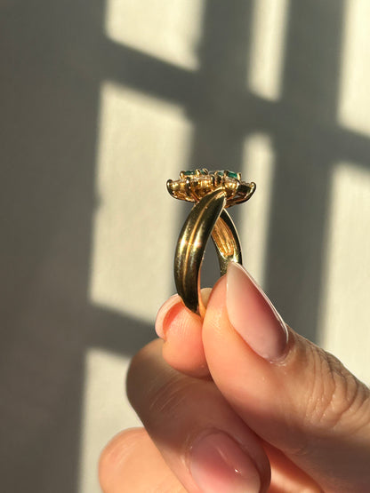 Vintage 18k Diamond and Emerald Twin Flowers Ring: US Size 7