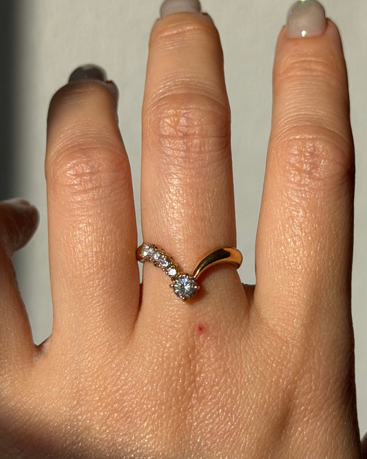 Vintage 18k Gold Asymmetric Diamond Chevron V-Shaped Ring
