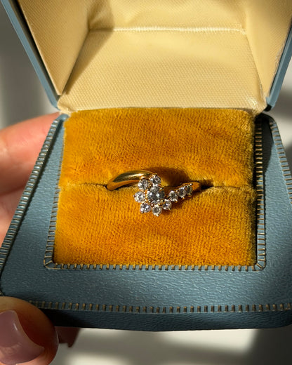 Vintage 18k Gold 0.50 CTW Diamond Swirly Ring