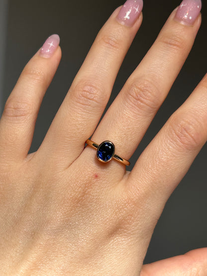 Modern 18k Gold Bezel Set Deep Blue Sapphire Ring