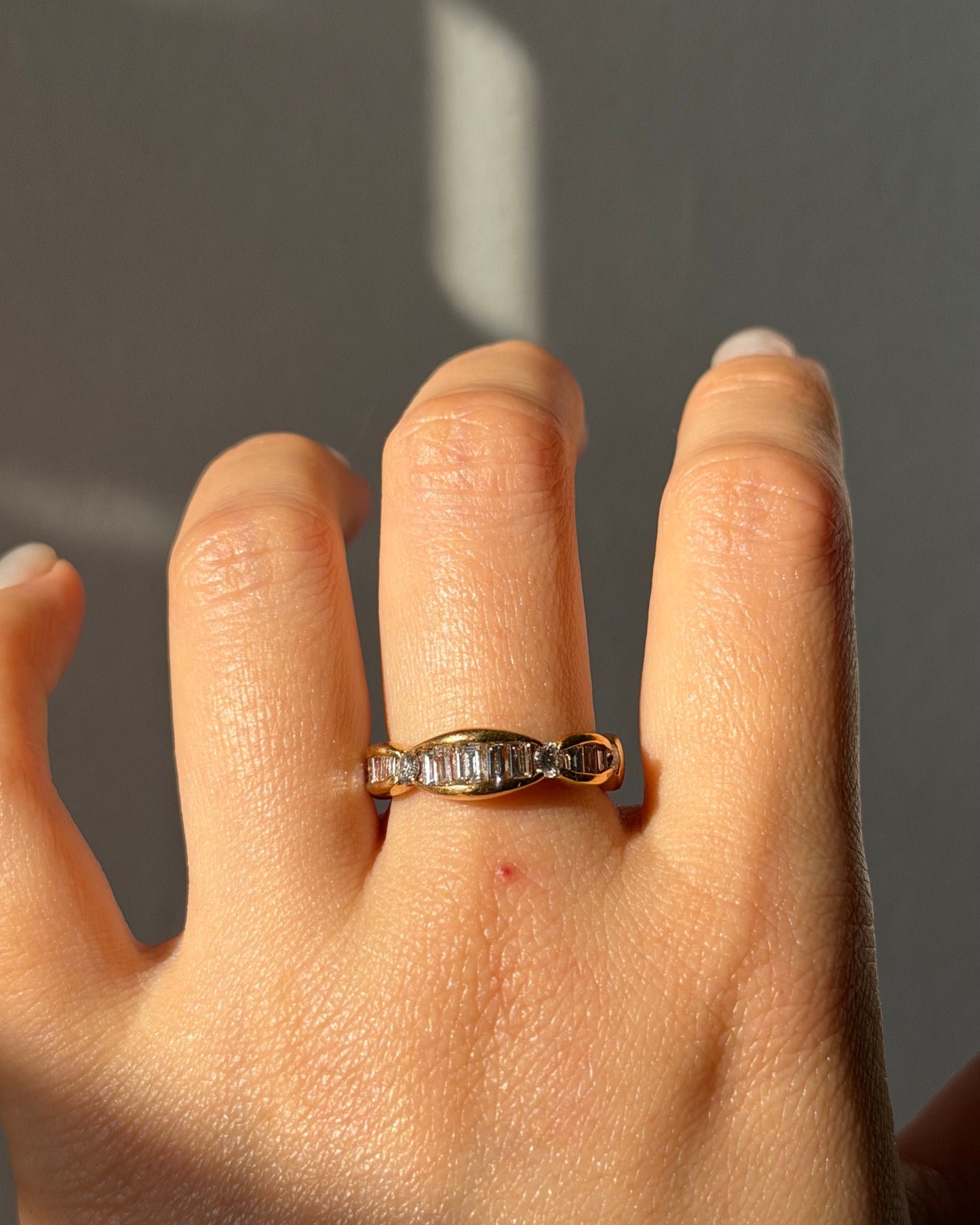 Vintage 18k Gold Scalloped Edge Channel Set Baguette and Round Diamond Ring