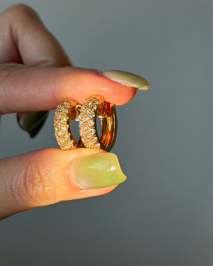 Vintage 18k Gold 1.05 CTW Pave Diamond Chubby Clicker Hoops