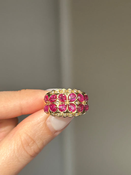 Vintage 18k Gold Ruby Flower Trio Ring