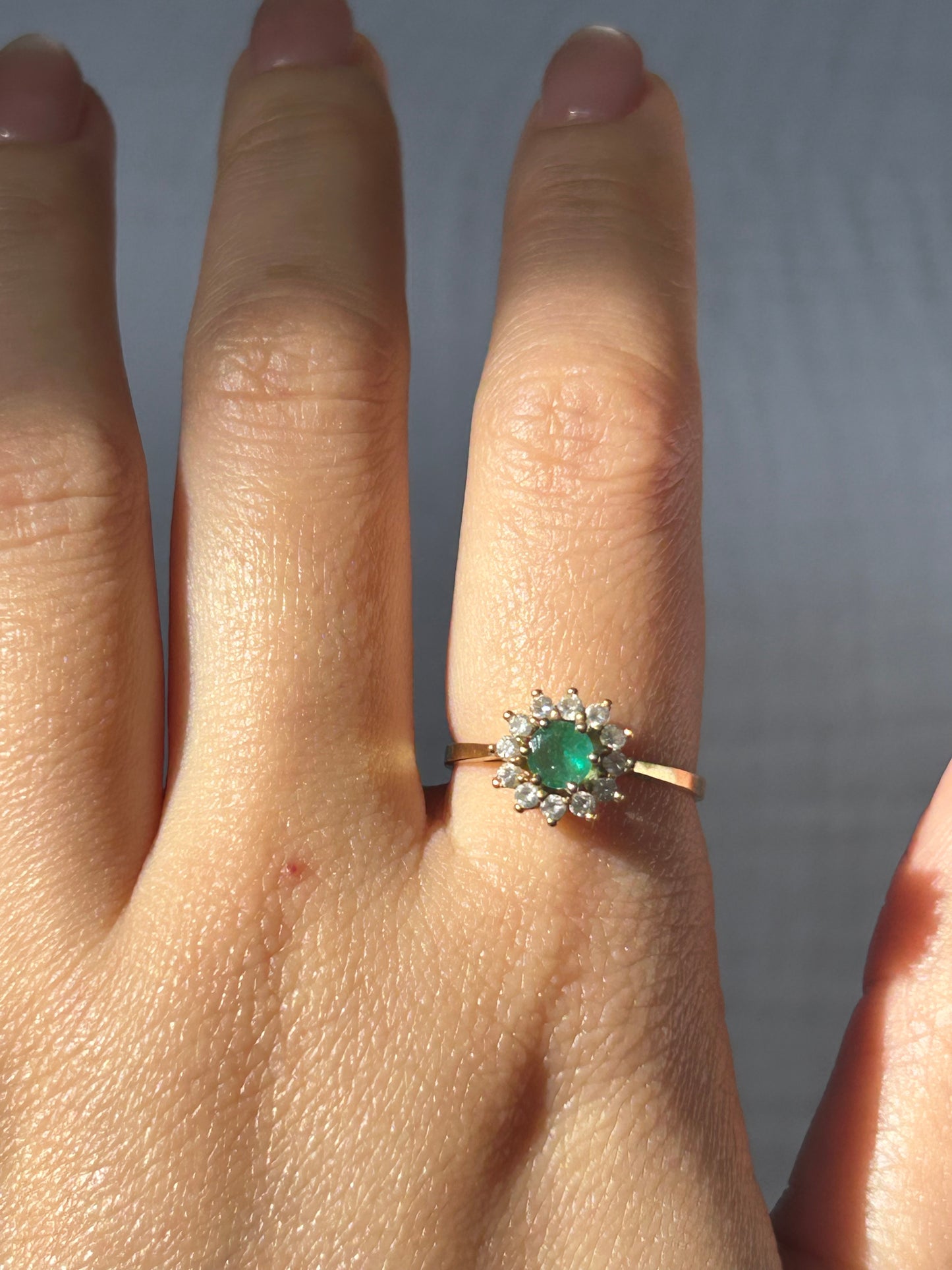 Vintage 18k Round Emerald Diamond Halo Ring