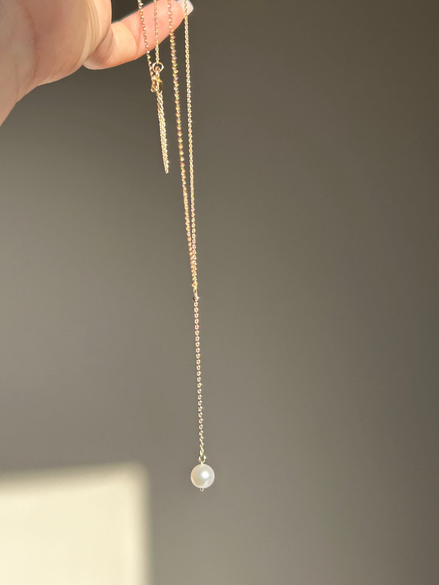 Elegant 10k Gold Pearl Lariat Necklace