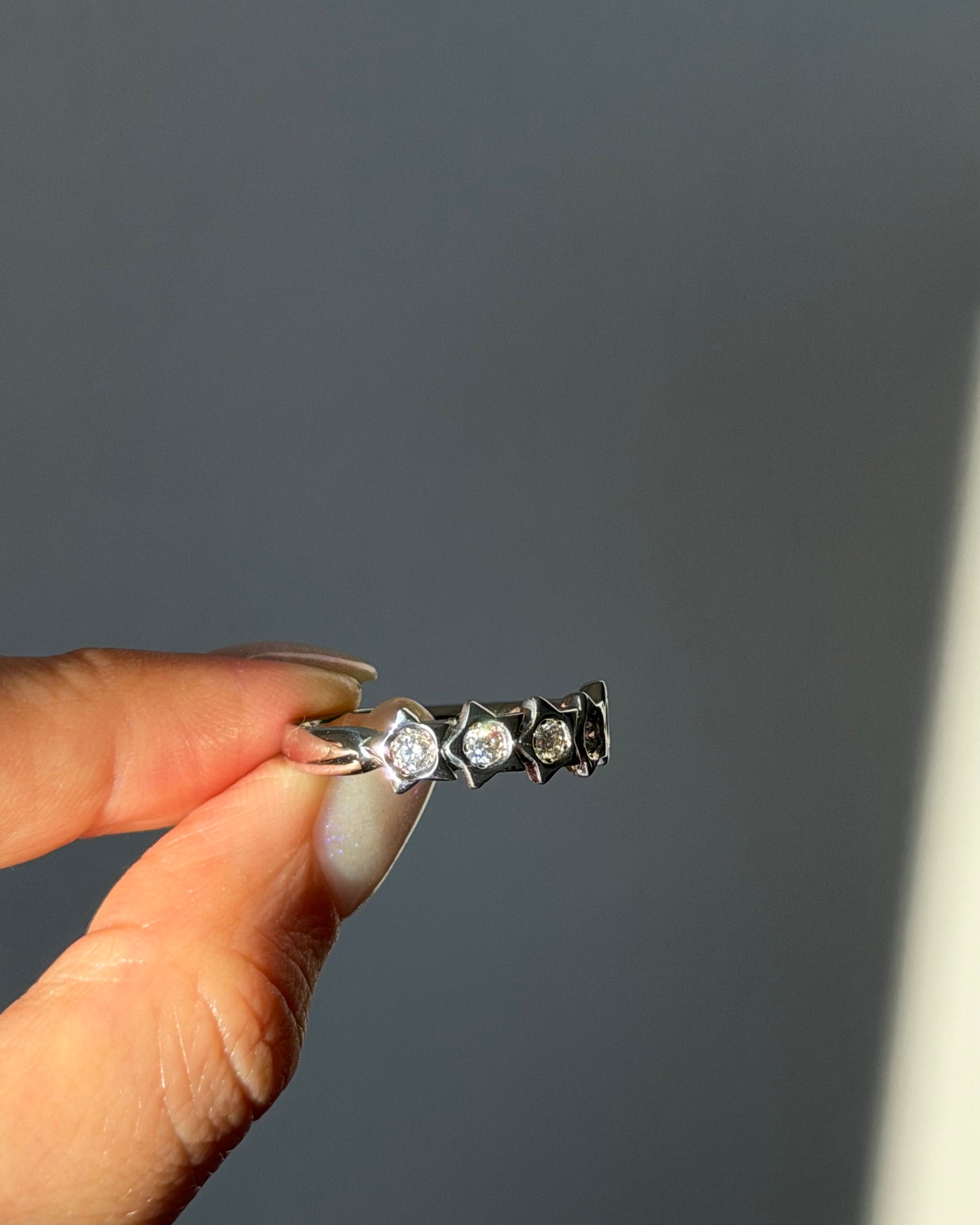 Vintage 14k White Gold Flush Set Diamond Celestial Star Band