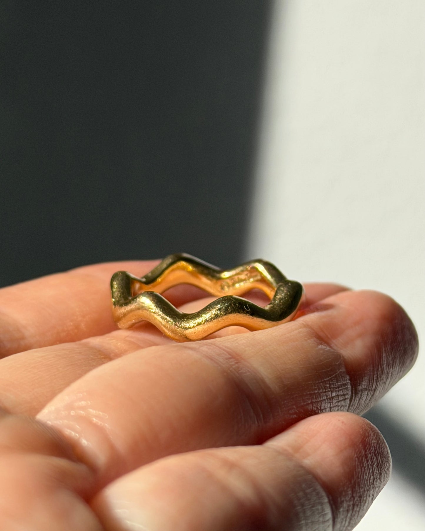 Vintage Circa 1980s 18k Gold T & Co Paloma Picasso Zig Zag Ring