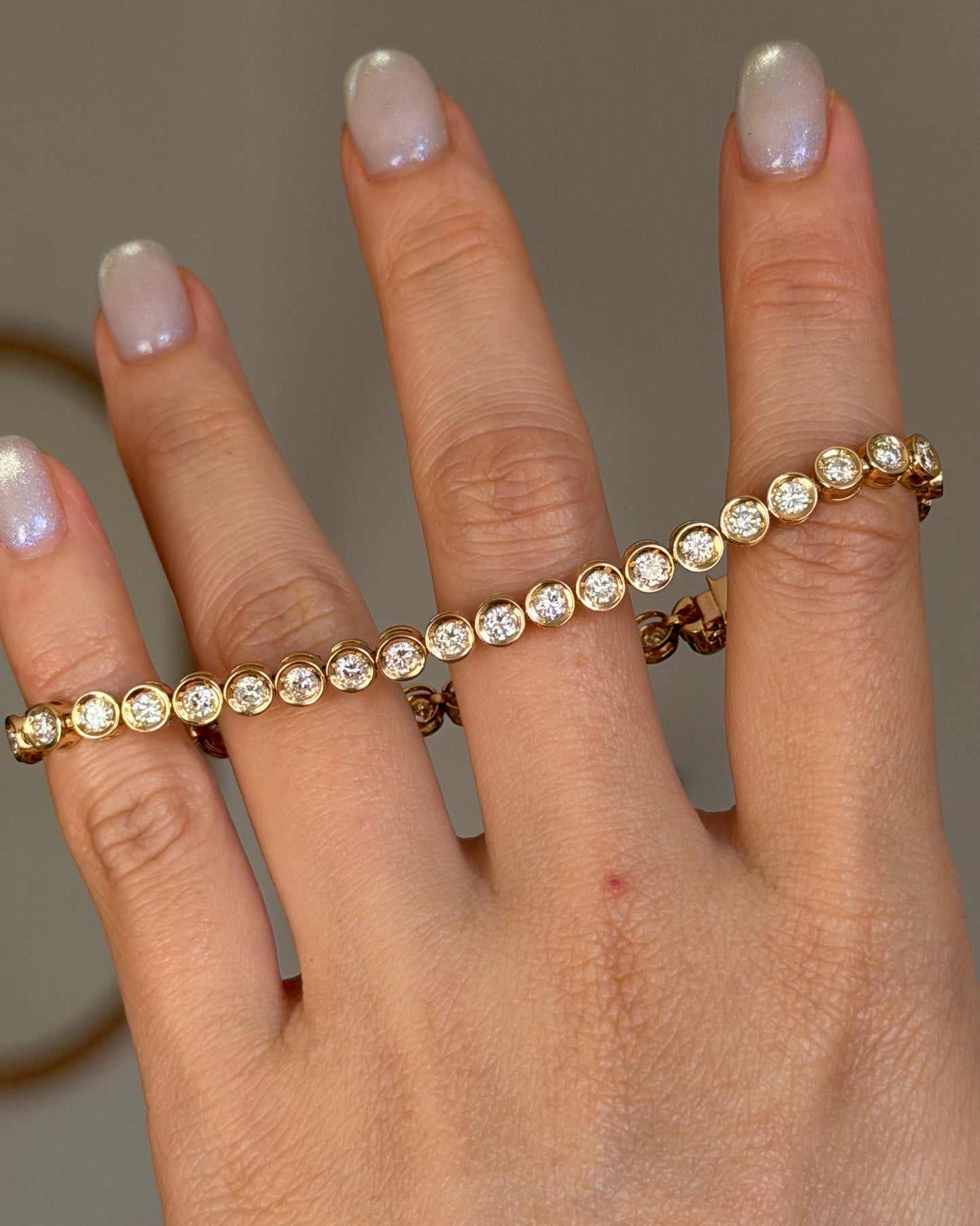Vintage 18k Gold Bezel Set 3.0 CTW Diamond Tennis Bracelet