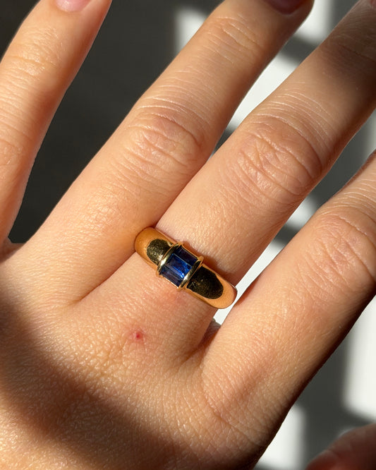 Vintage 18k Gold Tiffany & Co Blue Sapphire Baguette Dome Ring