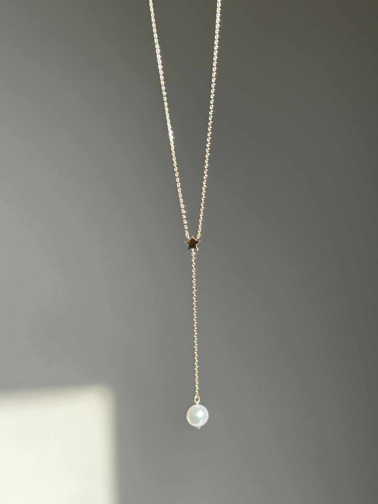 Elegant 10k Gold Pearl Lariat Necklace
