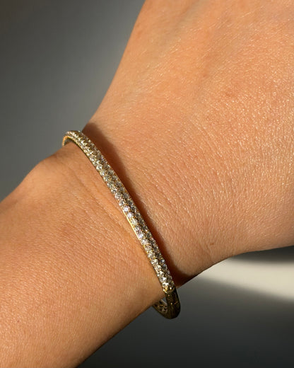 Modern Pre-loved 18k Gold 1.75 CTW Diamond Pave Dome Bangle Bracelet