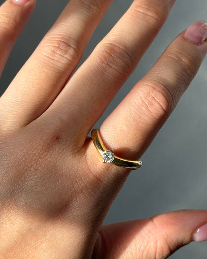 Vintage 18k Gold Light Yellow Diamond Curvy Chevron Ring