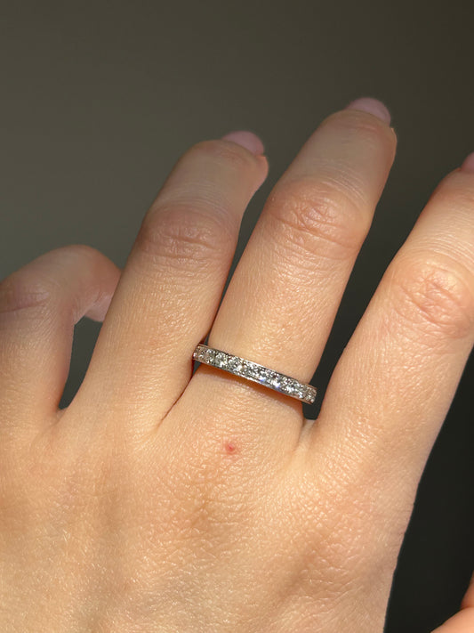Vintage Platinum 900 Diamond Eternity Band - 1ctw