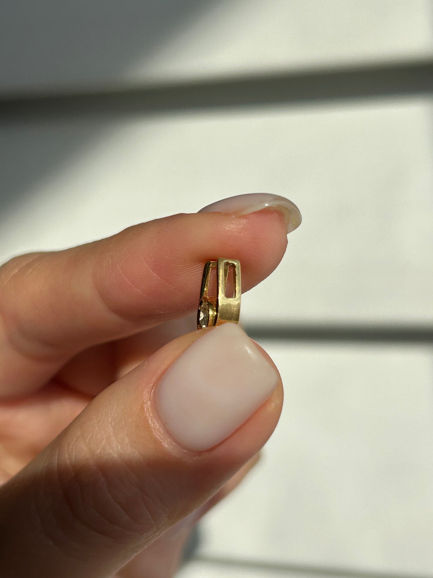 Vintage 18k Gold Center Yellow Diamond Horseshoe Pendant Charm