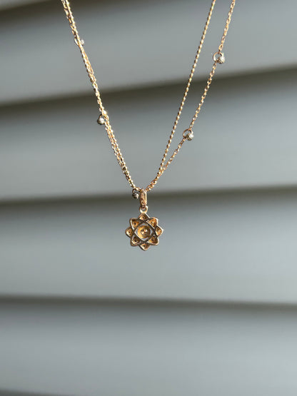 Vintage 18k Rose Gold Multi Diamonds Flower Pendant Chain