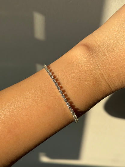 Vintage 18k White Gold 2.37 CTW Diamond Tennis Bracelet