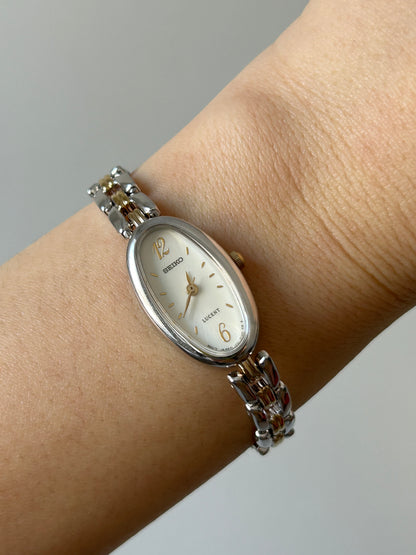 Vintage Y2K Seiko Stainless Steel Two-toned Oval Watch