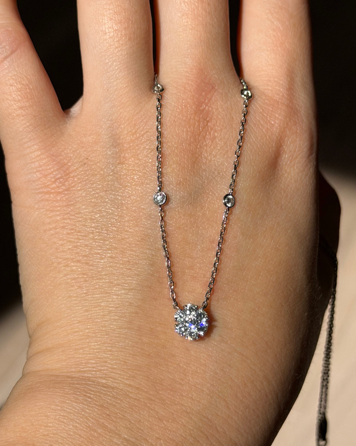 Vintage 18k White Gold Center Flower Diamond Station Chain