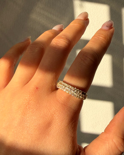 Vintage 18k Gold Diamond Pave Donut Ring