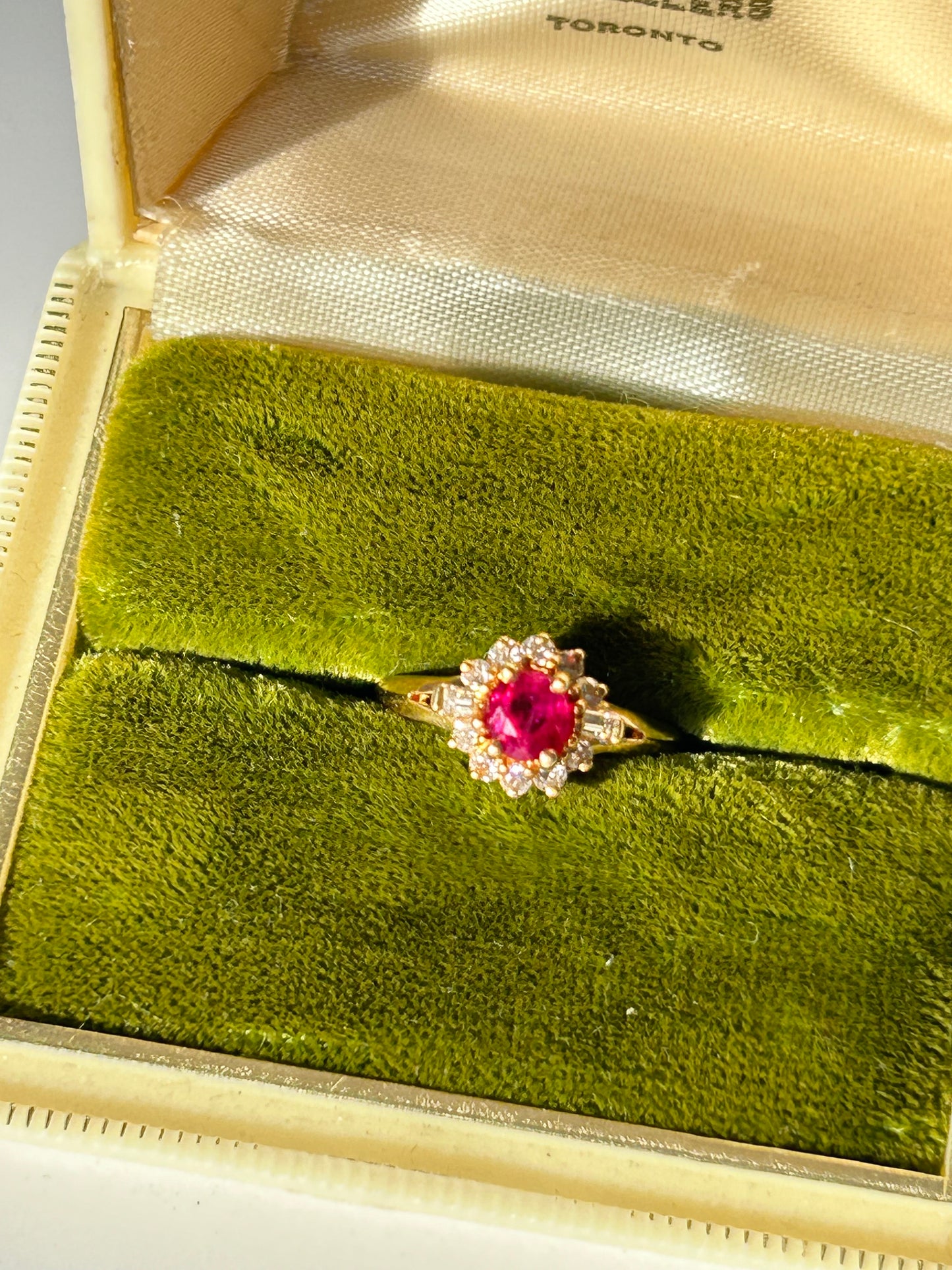 Vintage 18k Gold Center Ruby Diamond Halo Ring