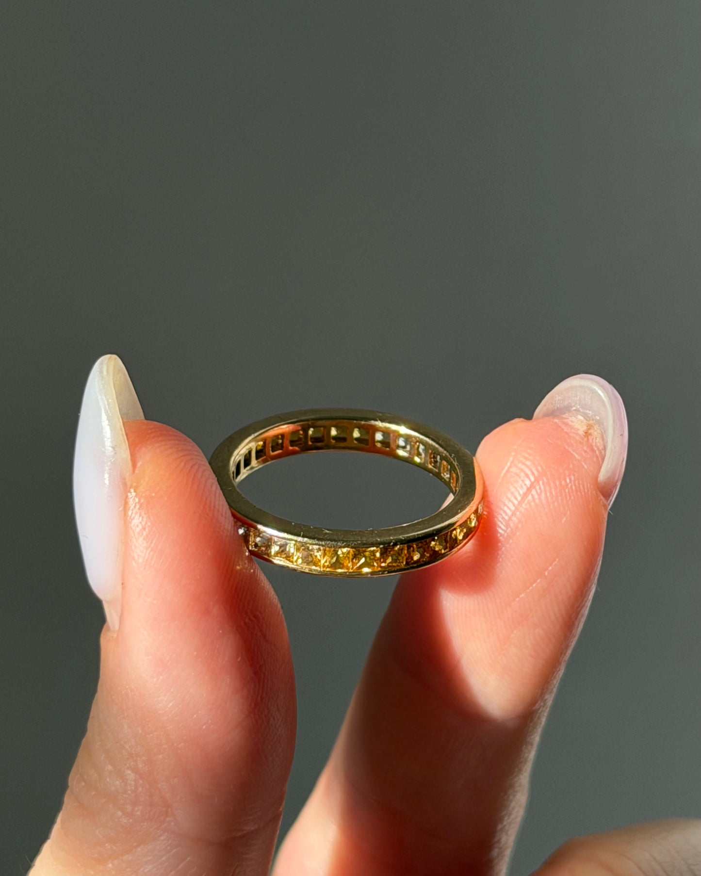 Vintage 18k Gold Gradient Ombre Yellow Sapphire Eternity Band