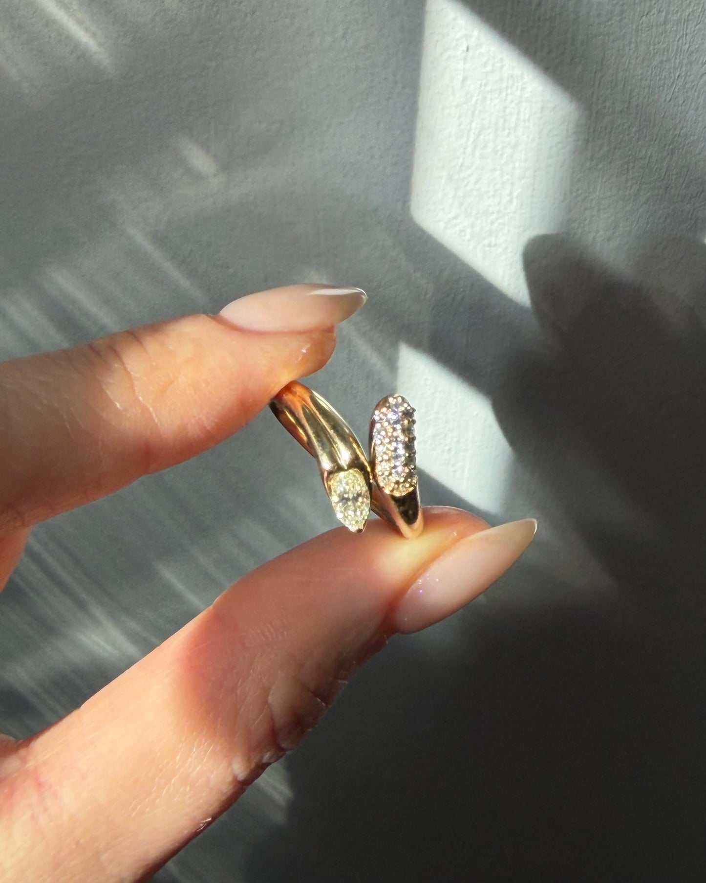 Vintage 18k Gold Light Yellow Marquise Diamond Bypass Ring