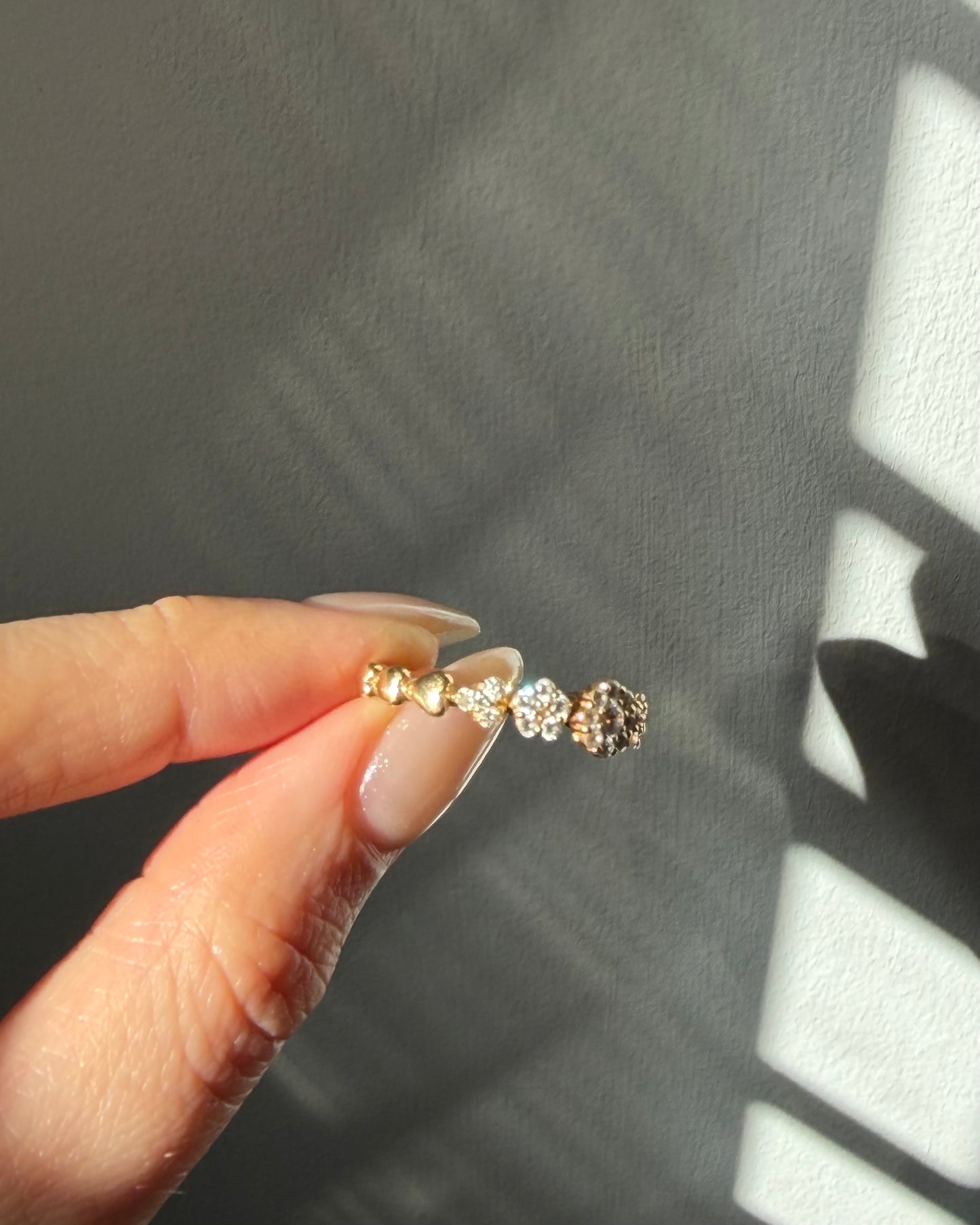 Vintage 18k Gold Diamond Flower Stacking Band - Heart Shoulder Details