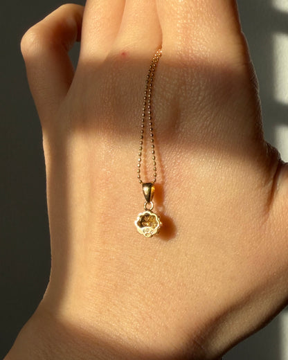 Vintage 18k Gold Dainty Diamond Flower Charm